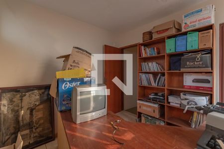 Casa à venda com 320m², 4 quartos e 4 vagas Casa à venda com 320m², 4 quartos e 4 vagasSuíte 2