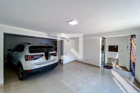 Casa à venda com 180m², 3 quartos e 2 vagasGaragem