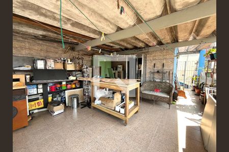 Casa à venda com 174m², 3 quartos e 2 vagas Casa à venda com 174m², 3 quartos e 2 vagasVaranda