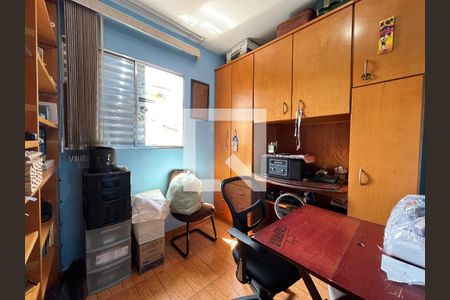 Casa à venda com 174m², 3 quartos e 2 vagas Casa à venda com 174m², 3 quartos e 2 vagasQuarto 3