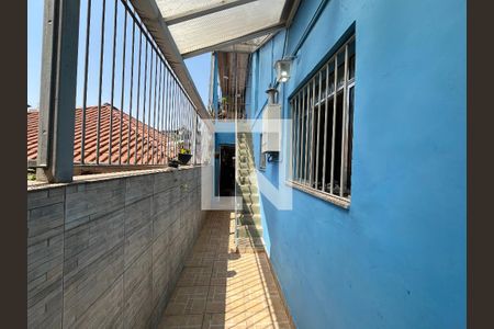 Casa à venda com 174m², 3 quartos e 2 vagas Casa à venda com 174m², 3 quartos e 2 vagasÁrea externa