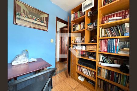 Casa à venda com 174m², 3 quartos e 2 vagas Casa à venda com 174m², 3 quartos e 2 vagasQuarto 3