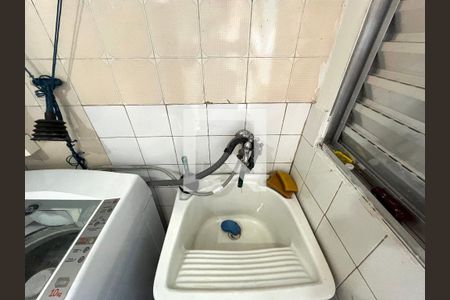 Casa à venda com 174m², 3 quartos e 2 vagas Casa à venda com 174m², 3 quartos e 2 vagasÁrea de Serviço