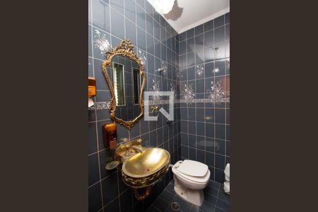 Casa à venda com 360m², 4 quartos e 3 vagas Casa à venda com 360m², 4 quartos e 3 vagasLavabo