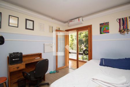 Casa à venda com 360m², 4 quartos e 3 vagas Casa à venda com 360m², 4 quartos e 3 vagasQuarto 3