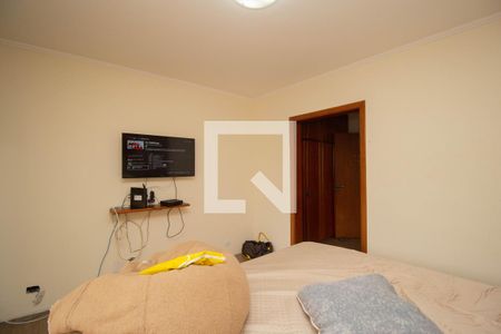 Casa à venda com 360m², 4 quartos e 3 vagas Casa à venda com 360m², 4 quartos e 3 vagasQuarto 4 - Suíte 2