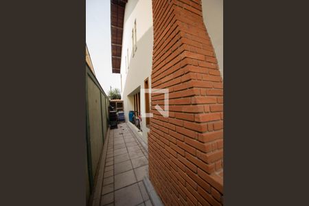Casa à venda com 360m², 4 quartos e 3 vagas Casa à venda com 360m², 4 quartos e 3 vagasQuintal