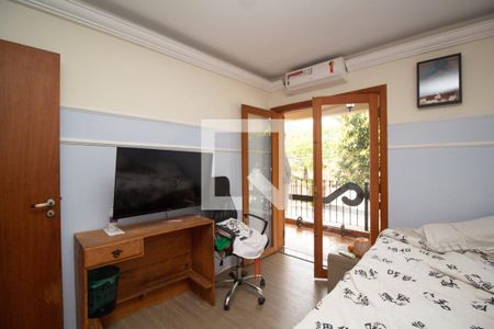 Casa à venda com 360m², 4 quartos e 3 vagas Casa à venda com 360m², 4 quartos e 3 vagasQuarto 2
