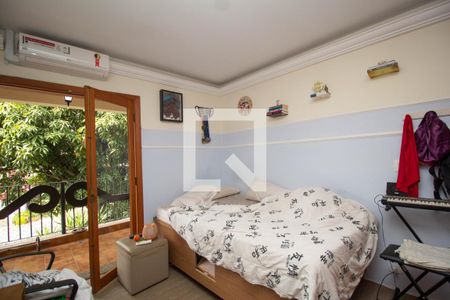 Casa à venda com 360m², 4 quartos e 3 vagas Casa à venda com 360m², 4 quartos e 3 vagasQuarto 2