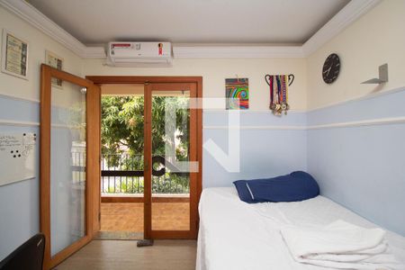 Casa à venda com 360m², 4 quartos e 3 vagas Casa à venda com 360m², 4 quartos e 3 vagasQuarto 3