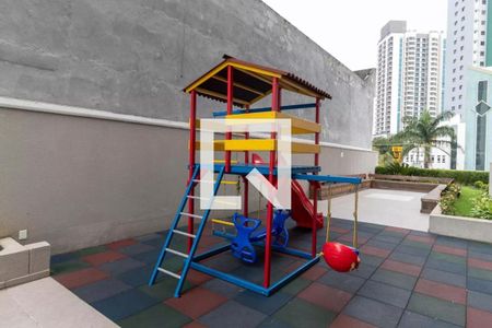Apartamento à venda com 84m², 3 quartos e 1 vaga Apartamento à venda com 84m², 3 quartos e 1 vagaÁrea comum - Playground