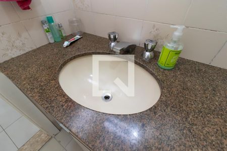 Casa à venda com 150m², 3 quartos e 2 vagasBanheiro