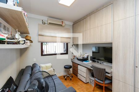 Casa à venda com 265m², 3 quartos e 4 vagas Casa à venda com 265m², 3 quartos e 4 vagasQuarto 3