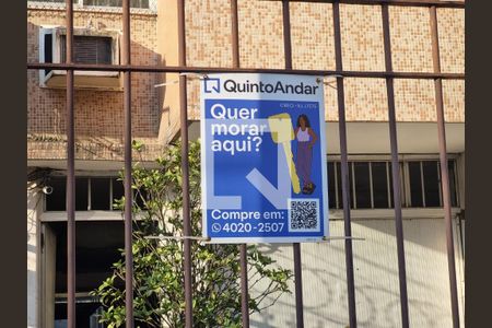 Apartamento à venda com 77m², 3 quartos e 1 vaga Apartamento à venda com 77m², 3 quartos e 1 vagaFachada Placa