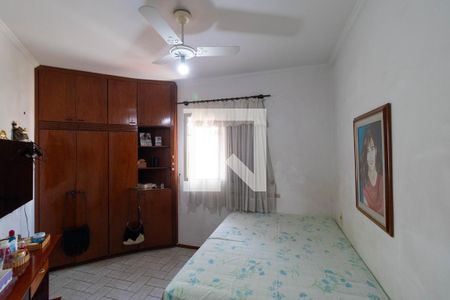 Apartamento à venda com 98m², 3 quartos e 3 vagas Apartamento à venda com 98m², 3 quartos e 3 vagasQuarto 02