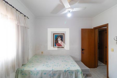 Apartamento à venda com 98m², 3 quartos e 3 vagas Apartamento à venda com 98m², 3 quartos e 3 vagasQuarto 02