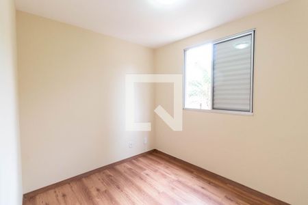 Quarto 1 de apartamento para alugar com 2 quartos, 45m² em Jardim Santa Teresinha, São Paulo