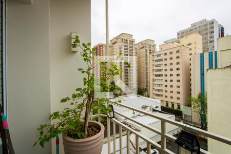 Apartamento à venda com 168m², 2 quartos e 3 vagas Apartamento à venda com 168m², 2 quartos e 3 vagasVaranda da sala 2