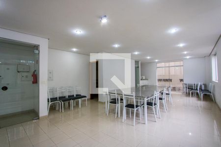 Apartamento à venda com 168m², 2 quartos e 3 vagas Apartamento à venda com 168m², 2 quartos e 3 vagasÁrea comum - Salão de festas