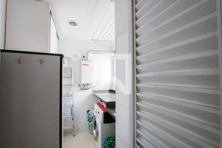 Apartamento à venda com 168m², 2 quartos e 3 vagas Apartamento à venda com 168m², 2 quartos e 3 vagasÁrea de serviço