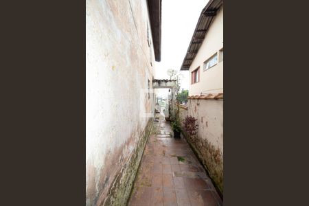Casa à venda com 127m², 3 quartos e 2 vagas Casa à venda com 127m², 3 quartos e 2 vagasCorredor Quintal