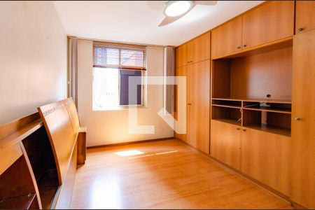 Apartamento à venda com 150m², 4 quartos e 2 vagas Apartamento à venda com 150m², 4 quartos e 2 vagasSuíte 2