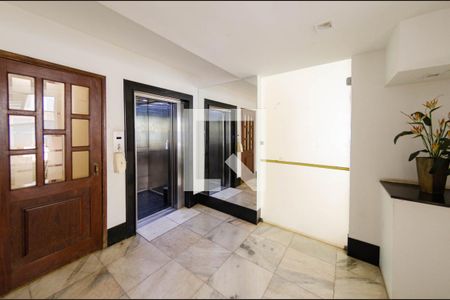 Apartamento à venda com 150m², 4 quartos e 2 vagas Apartamento à venda com 150m², 4 quartos e 2 vagasÁrea comum