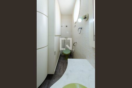 Apartamento à venda com 150m², 4 quartos e 2 vagas Apartamento à venda com 150m², 4 quartos e 2 vagasBanheiro suíte 2
