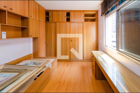 Apartamento à venda com 150m², 4 quartos e 2 vagas Apartamento à venda com 150m², 4 quartos e 2 vagasSuíte 1