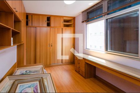 Apartamento à venda com 150m², 4 quartos e 2 vagas Apartamento à venda com 150m², 4 quartos e 2 vagasSuíte 1