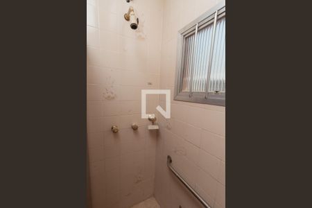 Casa à venda com 190m², 4 quartos e 2 vagasBanheiro 2