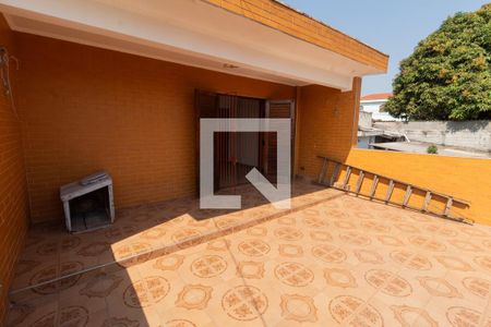 Casa à venda com 190m², 4 quartos e 2 vagasVaranda
