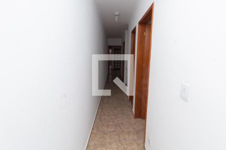 Casa à venda com 190m², 4 quartos e 2 vagasCorredor