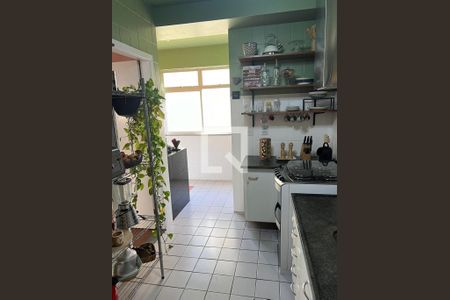 Apartamento à venda com 220m², 4 quartos e 4 vagasCozinha