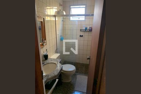 Apartamento à venda com 220m², 4 quartos e 4 vagasBanheiro 