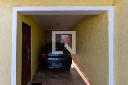 Casa à venda com 64m², 2 quartos e 3 vagas Casa à venda com 64m², 2 quartos e 3 vagasGaragem