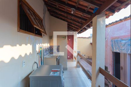 Casa à venda com 64m², 2 quartos e 3 vagas Casa à venda com 64m², 2 quartos e 3 vagasÁrea de Serviço