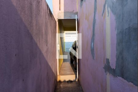 Casa à venda com 64m², 2 quartos e 3 vagas Casa à venda com 64m², 2 quartos e 3 vagasQuin