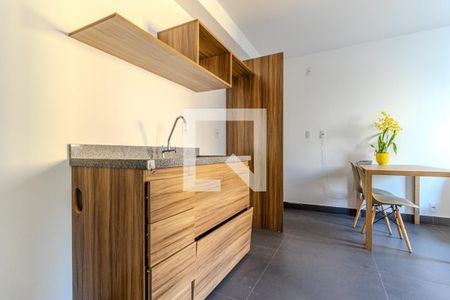 Cozinha de apartamento para alugar com 1 quarto, 33m² em Vila Buarque, São Paulo