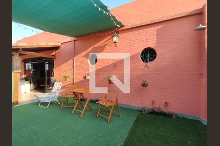 Apartamento à venda com 238m², 4 quartos e 3 vagas Apartamento à venda com 238m², 4 quartos e 3 vagasTerraço