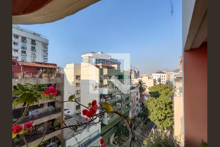 Apartamento à venda com 238m², 4 quartos e 3 vagas Apartamento à venda com 238m², 4 quartos e 3 vagasVista da Sala