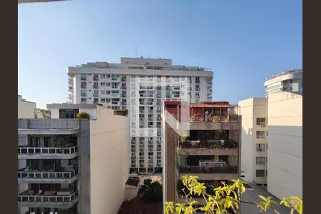 Apartamento à venda com 238m², 4 quartos e 3 vagas Apartamento à venda com 238m², 4 quartos e 3 vagasVista da Sala