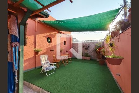 Apartamento à venda com 238m², 4 quartos e 3 vagas Apartamento à venda com 238m², 4 quartos e 3 vagasTerraço