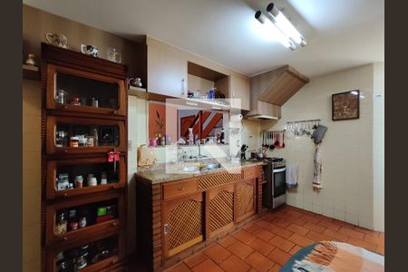 Apartamento à venda com 238m², 4 quartos e 3 vagas Apartamento à venda com 238m², 4 quartos e 3 vagasCozinha