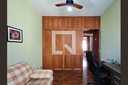 Apartamento à venda com 238m², 4 quartos e 3 vagas Apartamento à venda com 238m², 4 quartos e 3 vagasQuarto 1