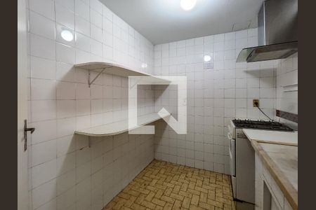 Apartamento à venda com 238m², 4 quartos e 3 vagas Apartamento à venda com 238m², 4 quartos e 3 vagasÁrea comum - Salão de festas