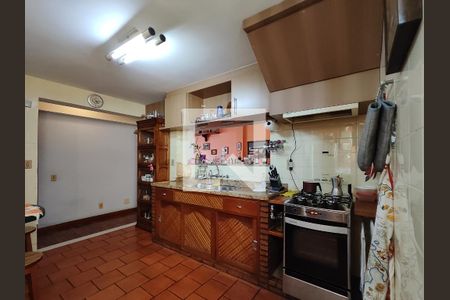 Apartamento à venda com 238m², 4 quartos e 3 vagas Apartamento à venda com 238m², 4 quartos e 3 vagasCozinha