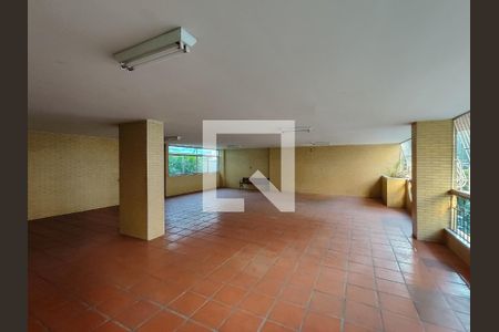 Apartamento à venda com 238m², 4 quartos e 3 vagas Apartamento à venda com 238m², 4 quartos e 3 vagasÁrea comum - Playground