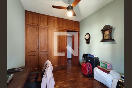 Apartamento à venda com 238m², 4 quartos e 3 vagas Apartamento à venda com 238m², 4 quartos e 3 vagasQuarto 2