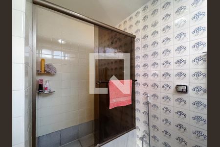 Apartamento à venda com 238m², 4 quartos e 3 vagas Apartamento à venda com 238m², 4 quartos e 3 vagasBanheiro da Suíte